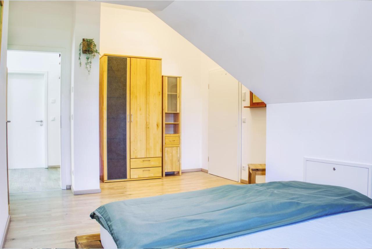 Luxus Apartment! Kueche, Balkon, Netflix, Parkplatz - 8 Personen Ilmmunster Экстерьер фото